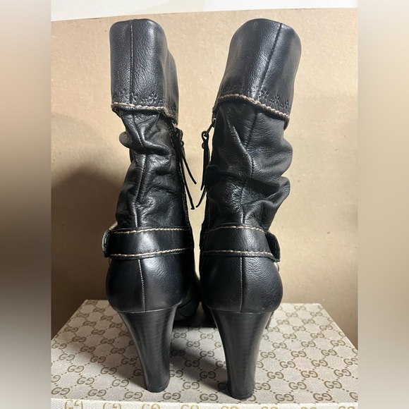 Sz 8.5 FOSSIL WOMENS LEATHER ANKLE BOOTS BLACK SILVER HARDWARE - Picture 2 of 8